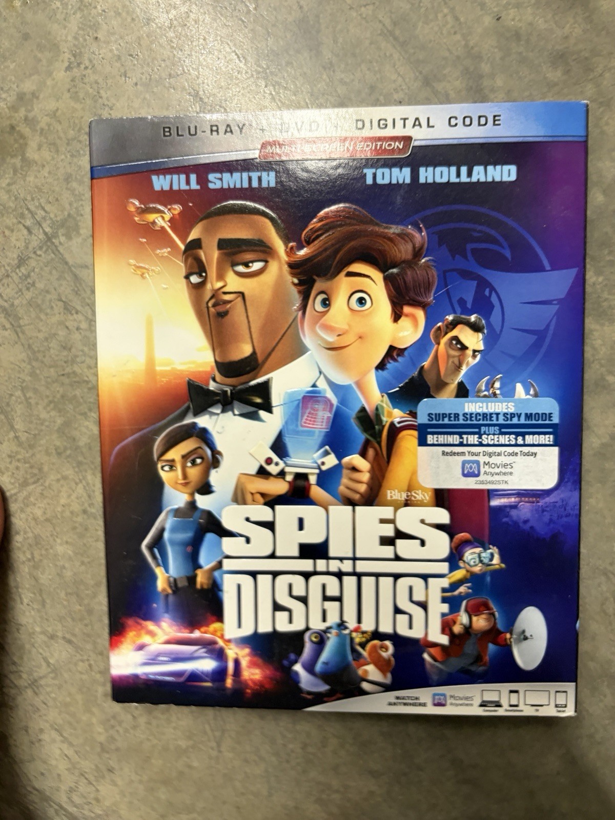 Spies in Disguise (Blu-ray + DVD) in Slipcover – Will Smith Tom Holland