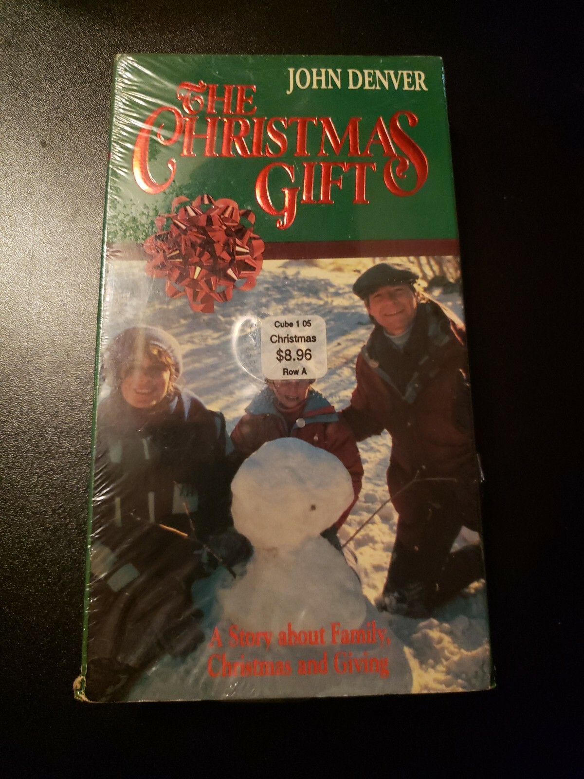 THE CHRISTMAS GIFT – VHS – JOHN DENVER – JANE KACZMAREK