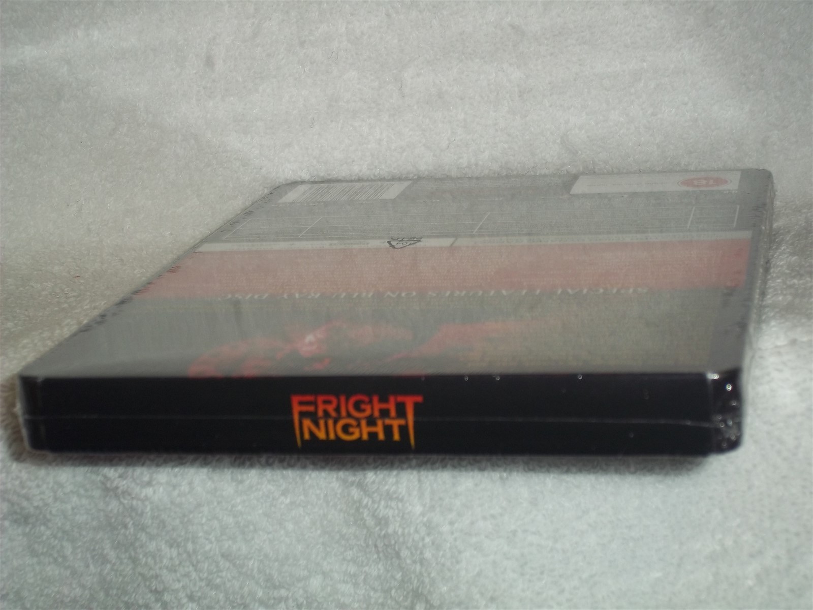 Fright Night (4K/Blu-ray, 2025, STEELBOOK) classic horror comedy vampire retro