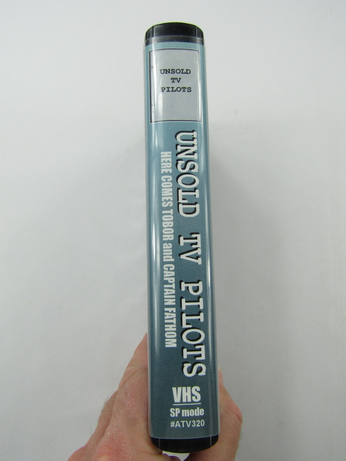 Unsold TV Pilots VHS Hard Case Here Comes Tobor & Captain Fathom Sci Fi 2000