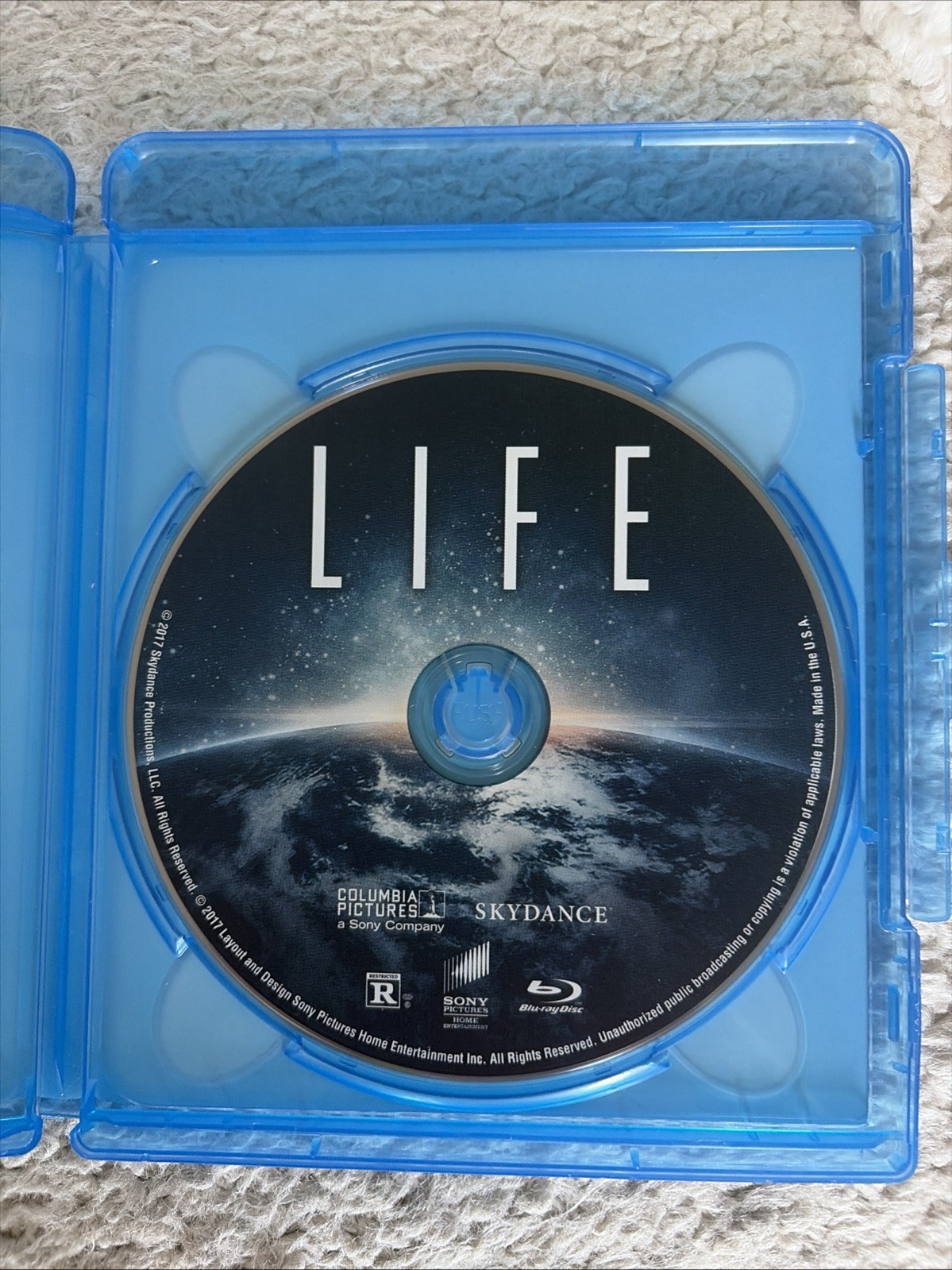 Life (Blu-ray, 2017)