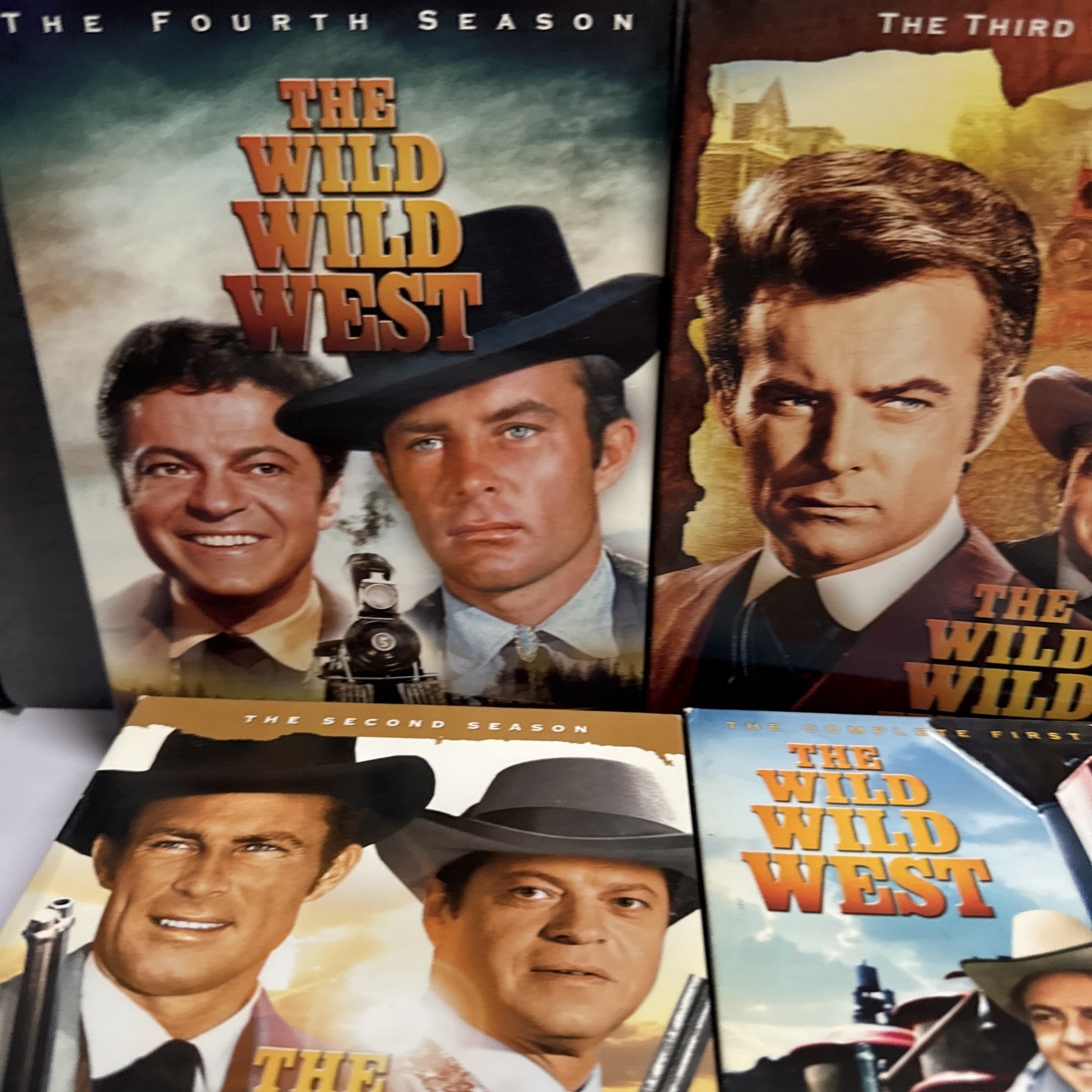 The Wild Wild West Original TV Series DVD Collection – All 4 Seasons