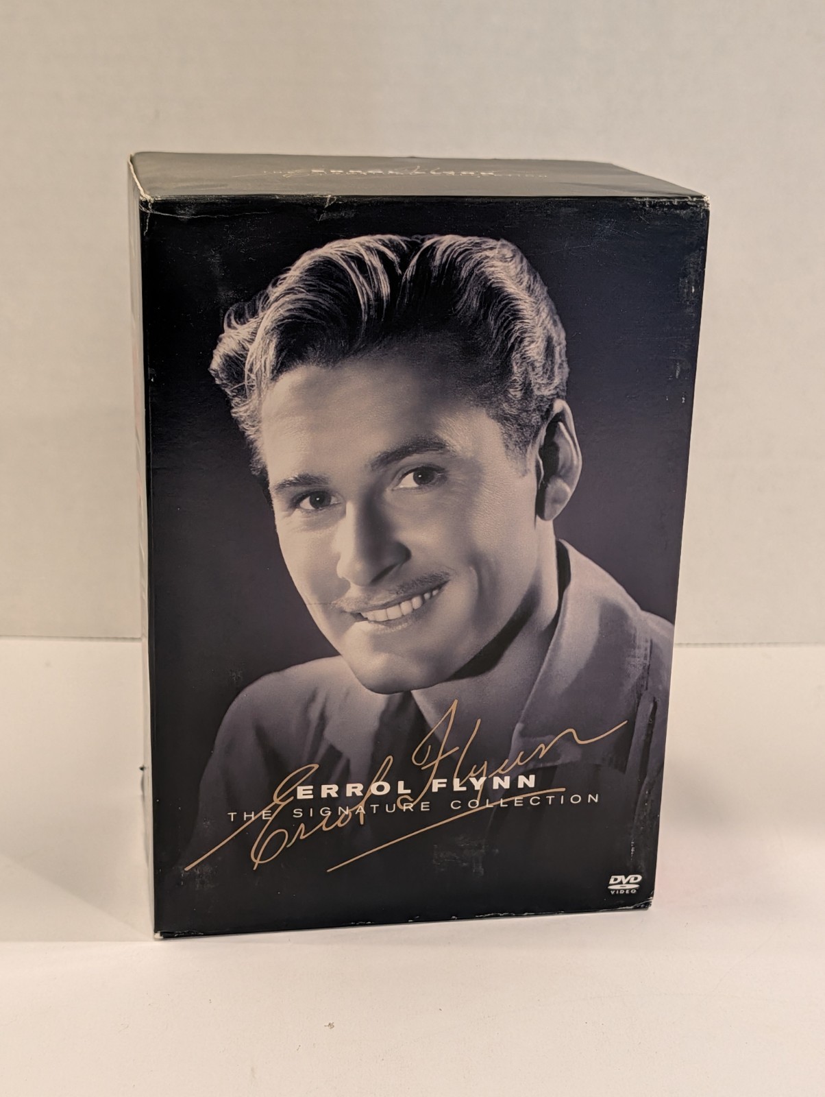 Errol Flynn: The Signature Collection (DVD, 6-Disc Set) DVD Box Set