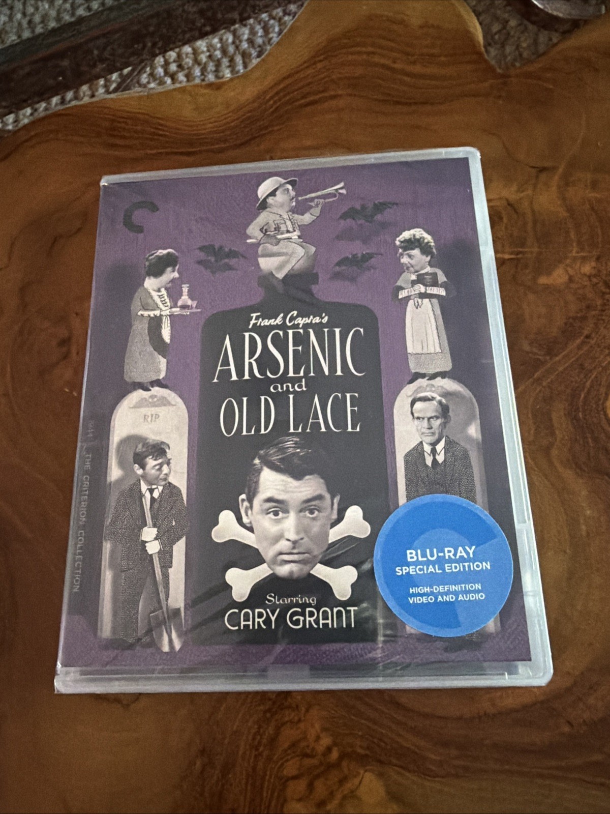 Arsenic and Old Lace (Criterion Collection) [New Blu-ray]