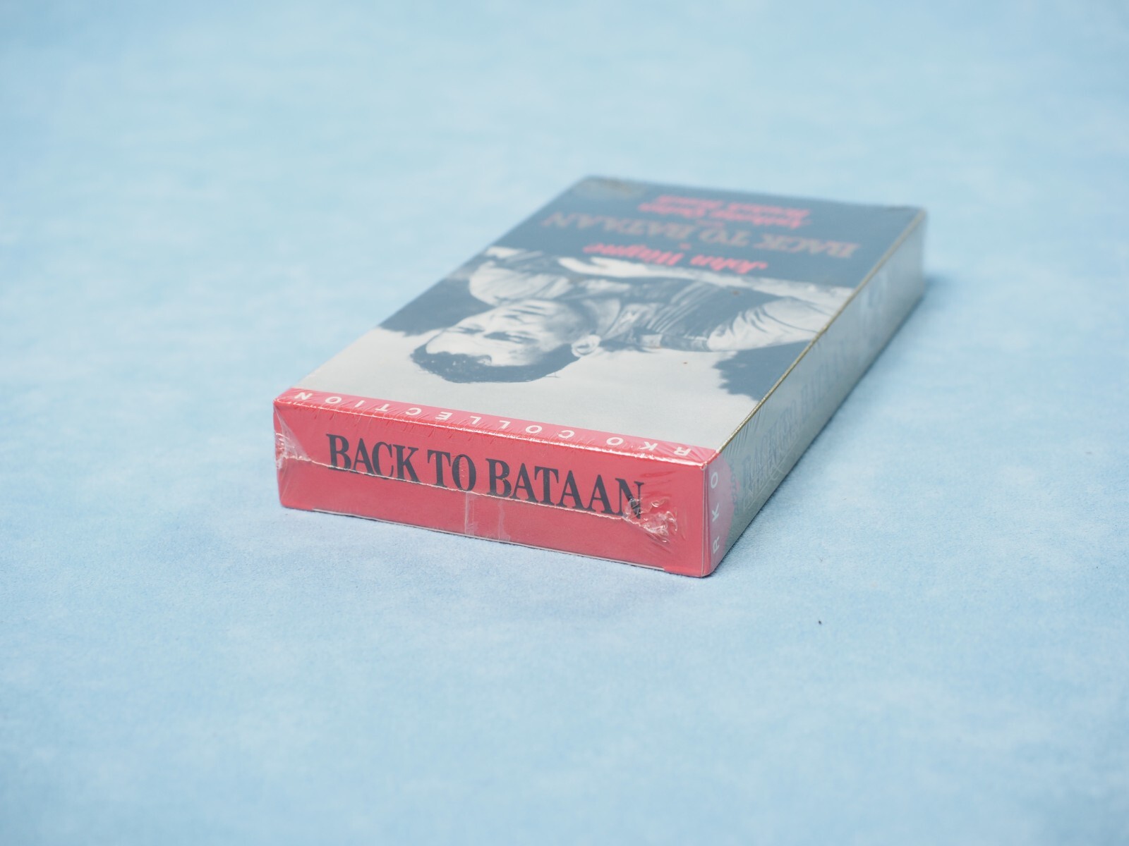 Back To Bataan John Wayne Anthony Quinn VHS 1989 1945 New Sealed