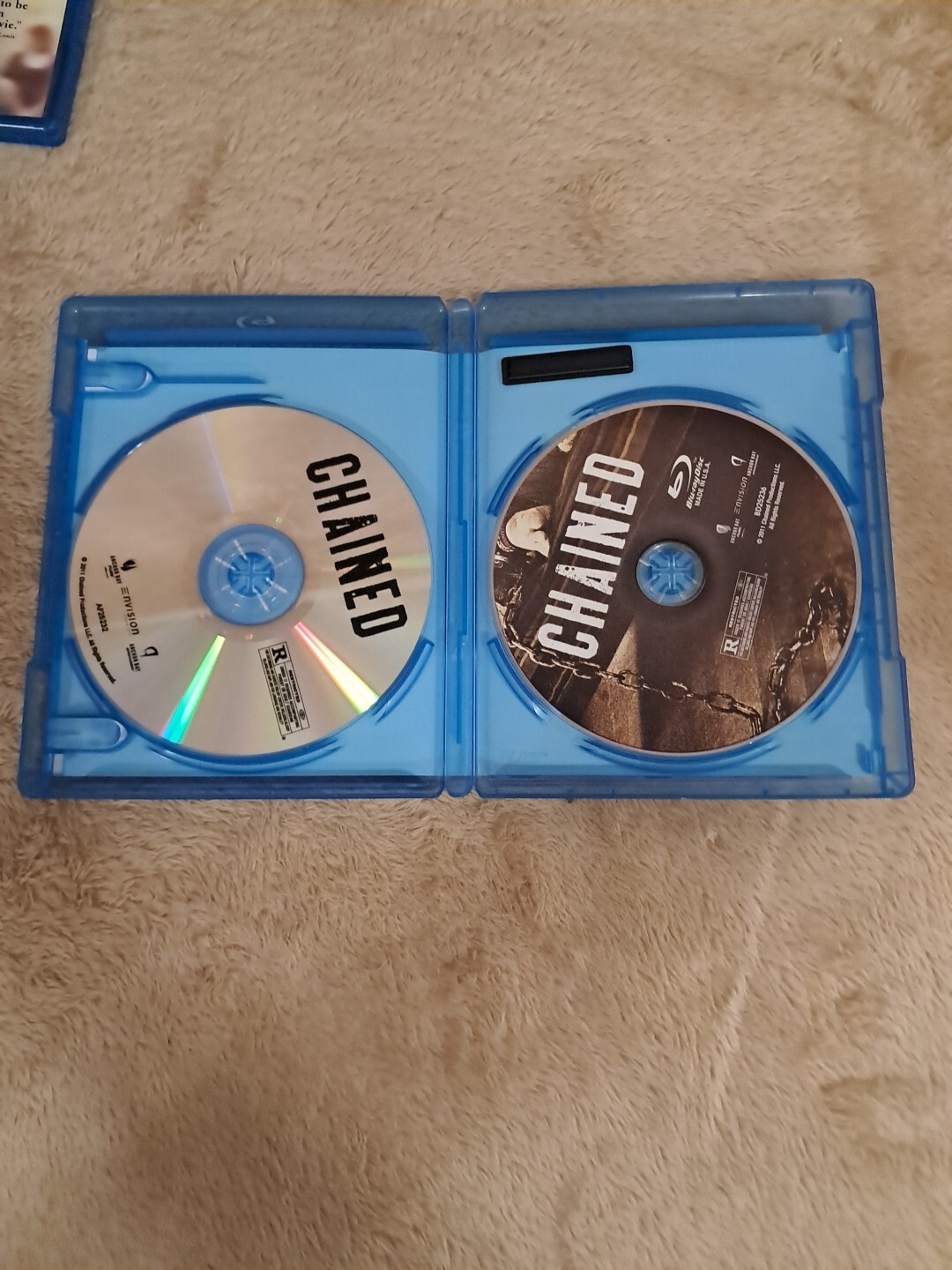 Chained (Blu-ray/DVD, Combo 2012) LIKE NEW – Horror Thriller EUC