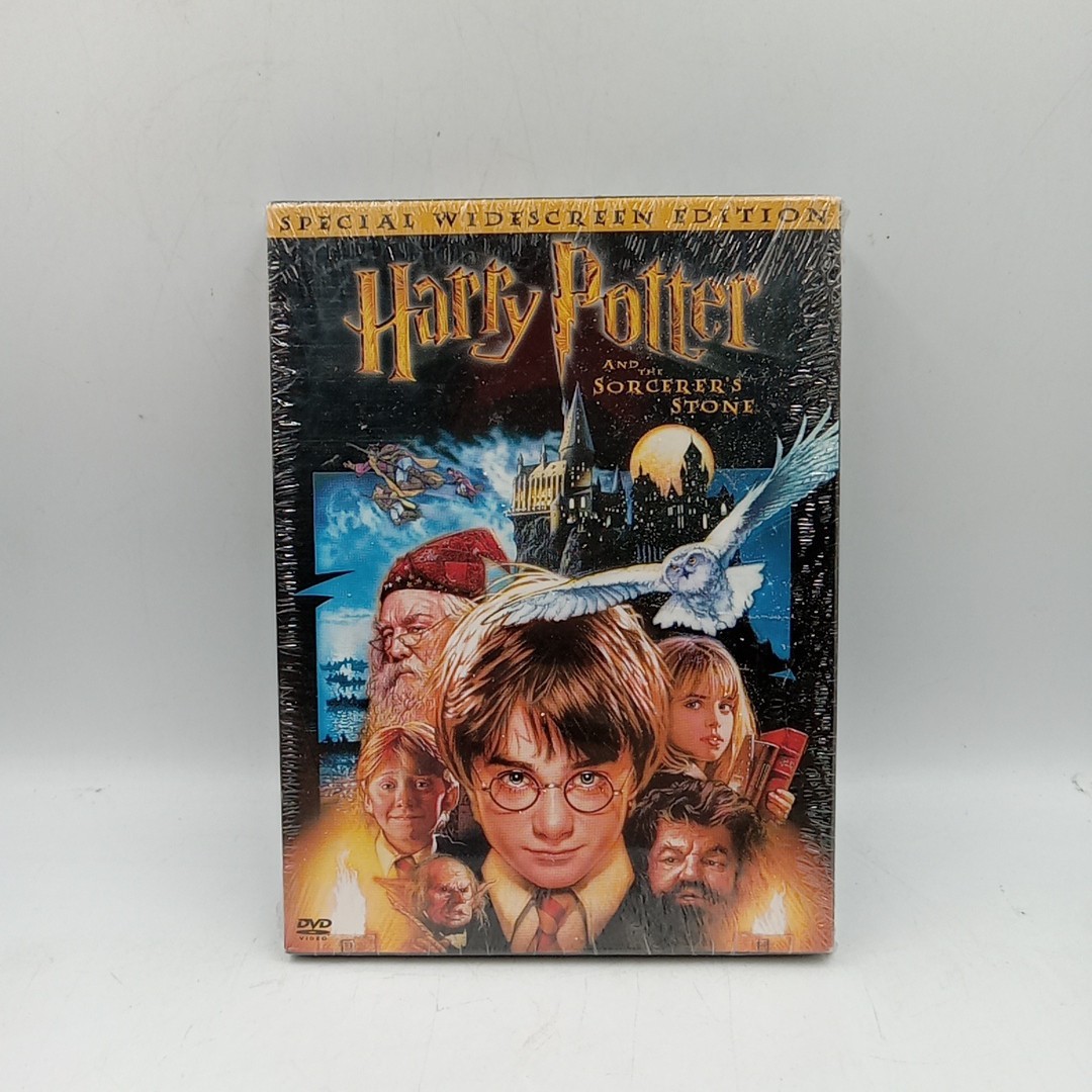 Harry Potter & the Sorcerer’s Stone DVD 2001 Vintage ( New Sealed)………..139