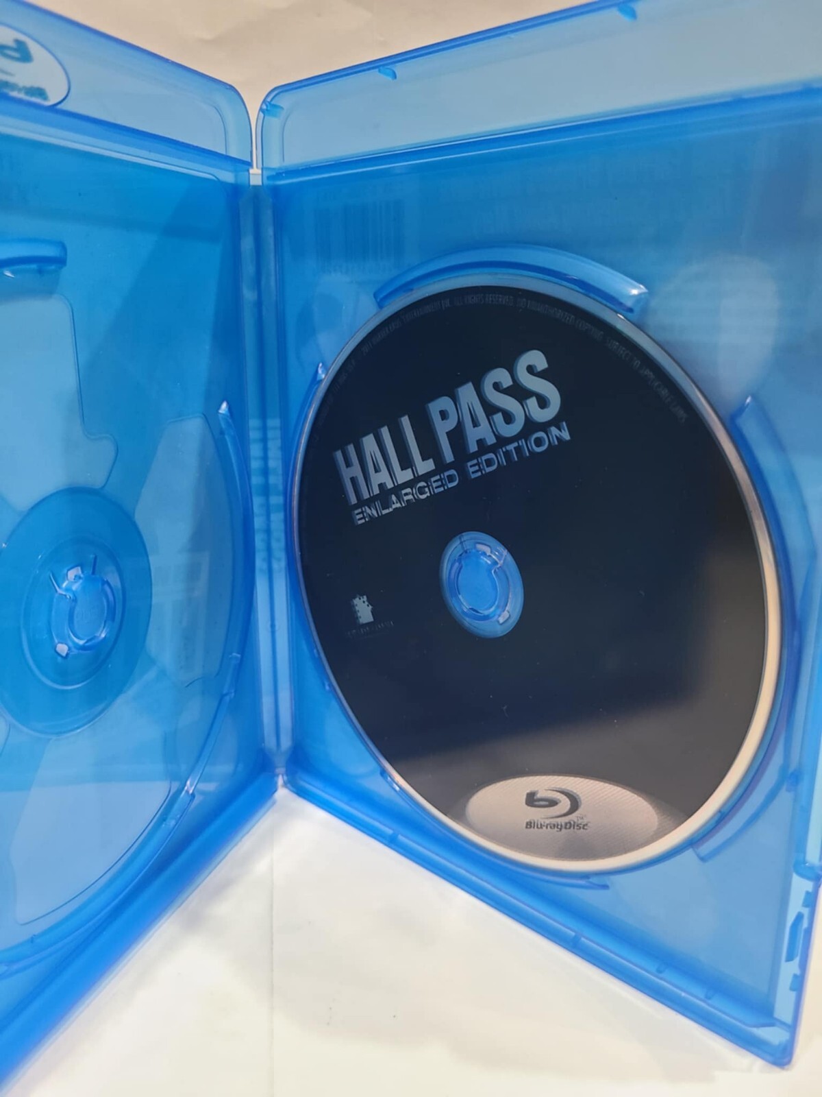 HALL PASS (Blu-ray, 2011) Owen Wilson/Jason Sudeikis. One Week, No Rules!!
