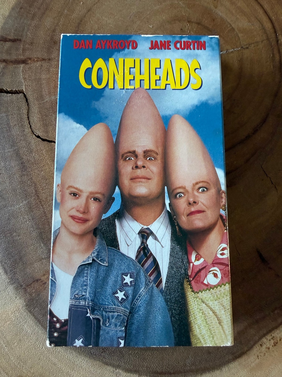 Coneheads VHS Movie Tape 1993 Dan Aykroyd Jane Curtin SNL Comedy Vintage