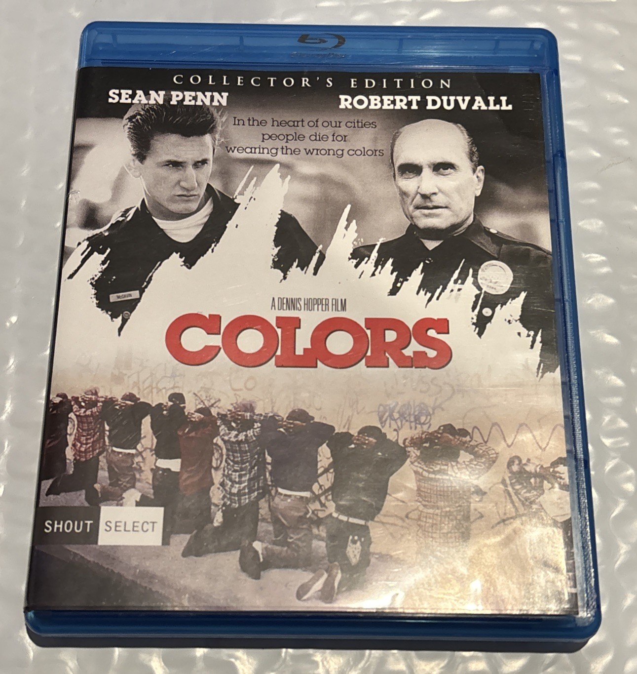 Colors: Collector’s Edition Blu-Ray 1988- Sean Penn/Duvall OOP Shout Select Rare