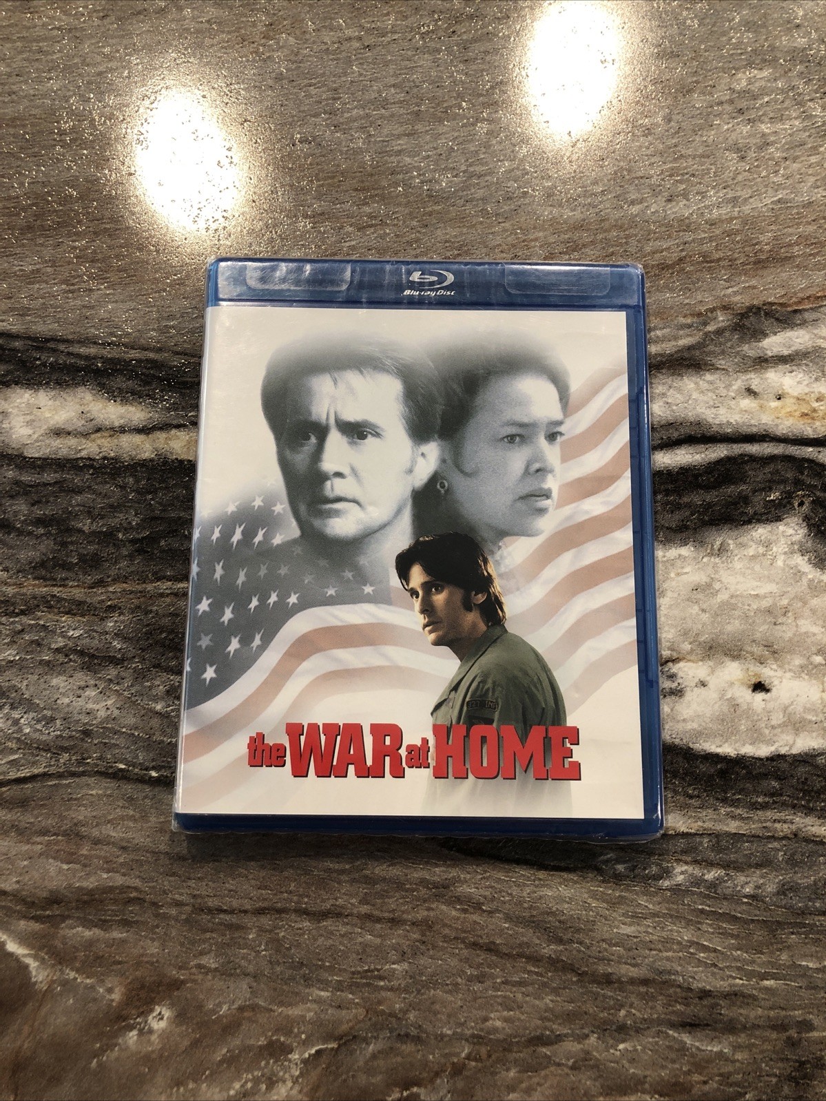 The War at Home 1996 Blu-ray Martin Sheen Kathy Bates Emilio Estevez New Sealed
