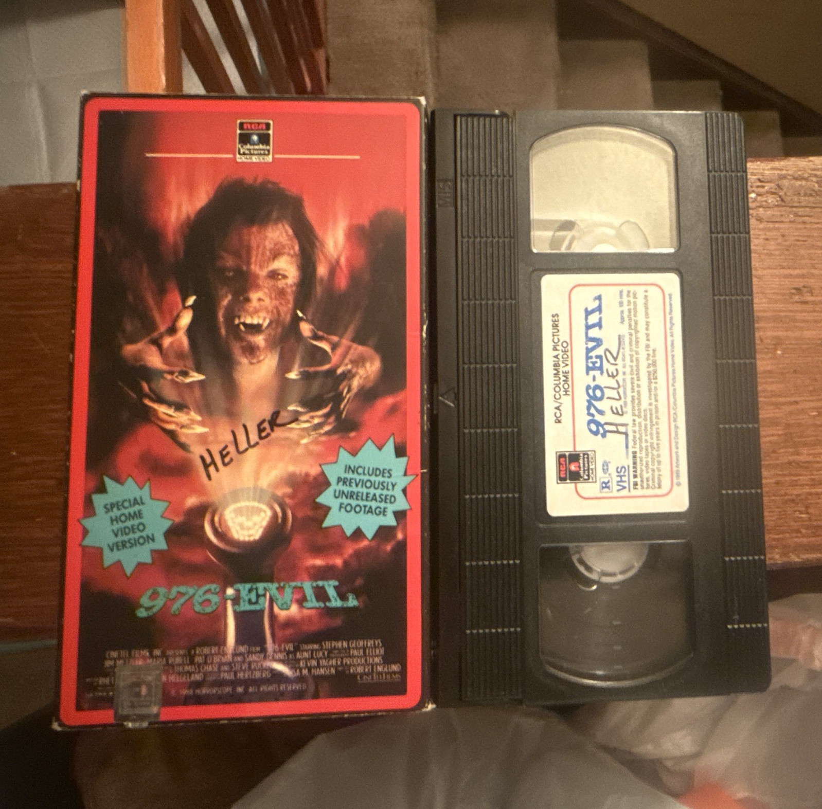 RCA/Columbia Pictures 976-EVIL VHS NTSC Horror R Robert Englund (1988)