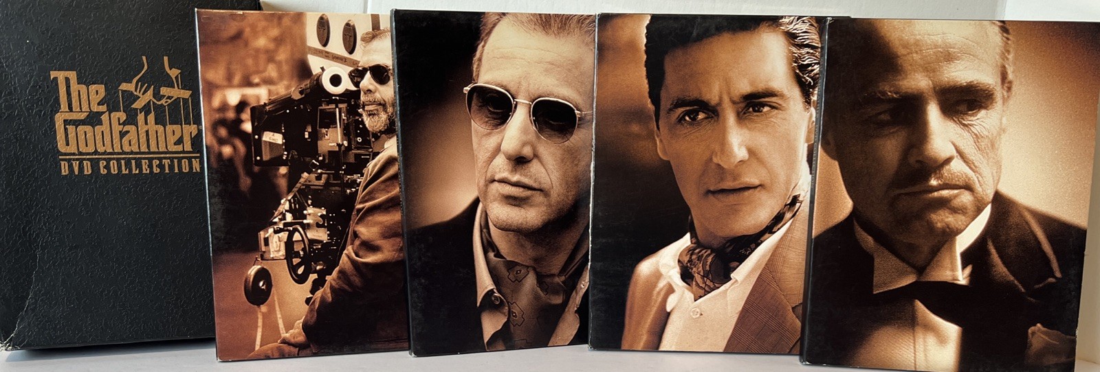 The Godfather Collection (The Godfather / Part 2 / Part 3 / Bonus Material)