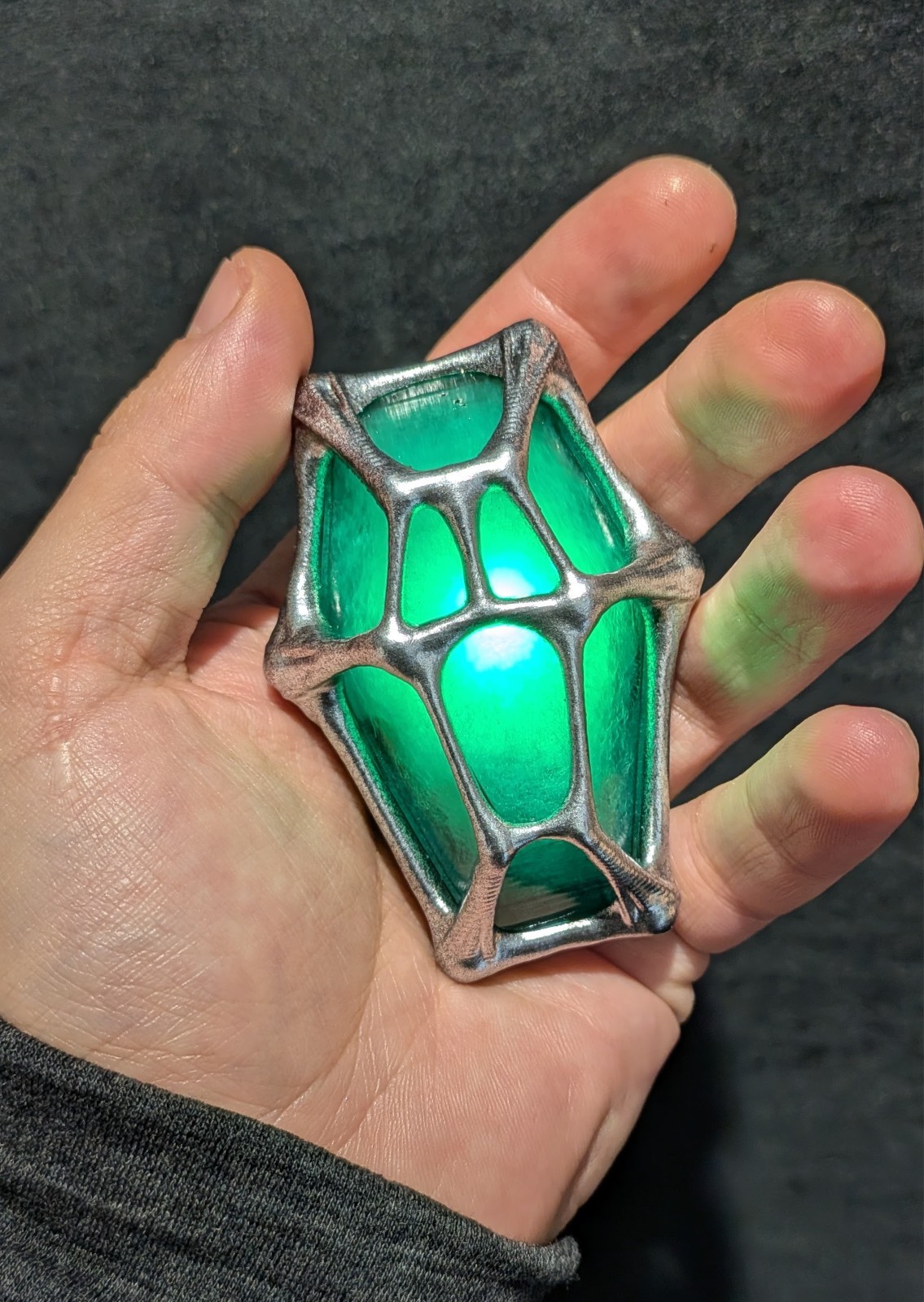 Stargate – Atlantis – Ancient Personal Shield Emitter prop replica with stand