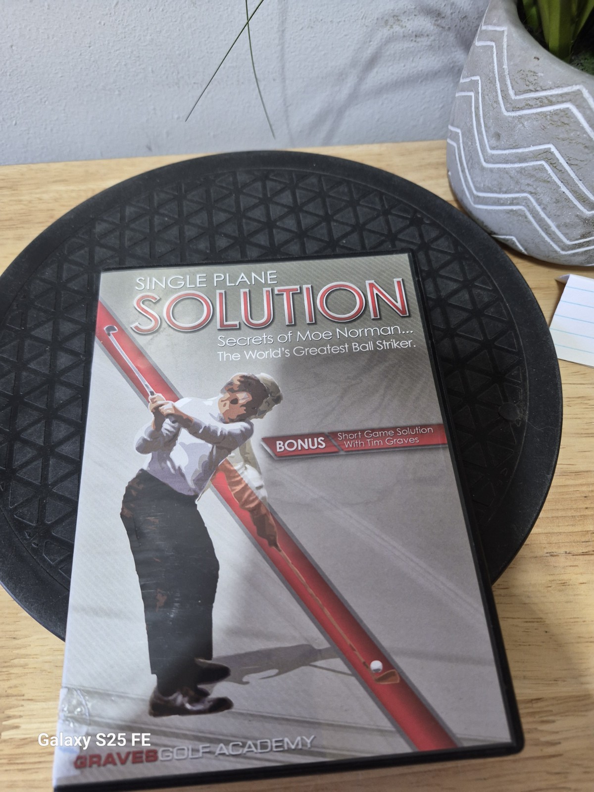 Single Plane Solution: Secrets of Moe Norman 2-DVD Graves Golf Instruction