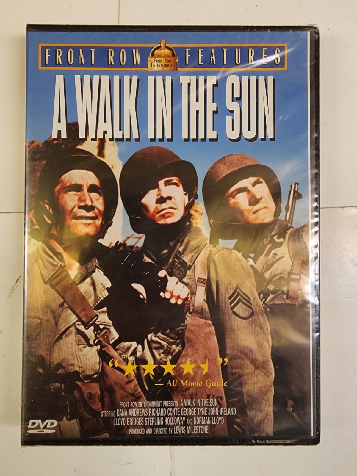 A Walk in the Sun – LLOYD BRIDGES (DVD, 2000, Front Row Features) BRAND NEW A15