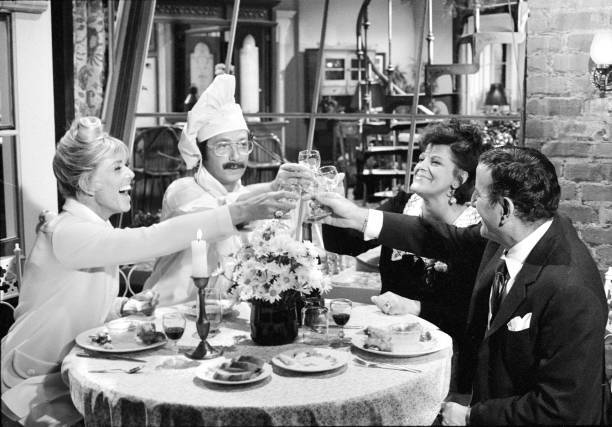 Bernie Kopell Kaye Ballard Tony Bennett on The Doris Day Show 1970 Old Photo