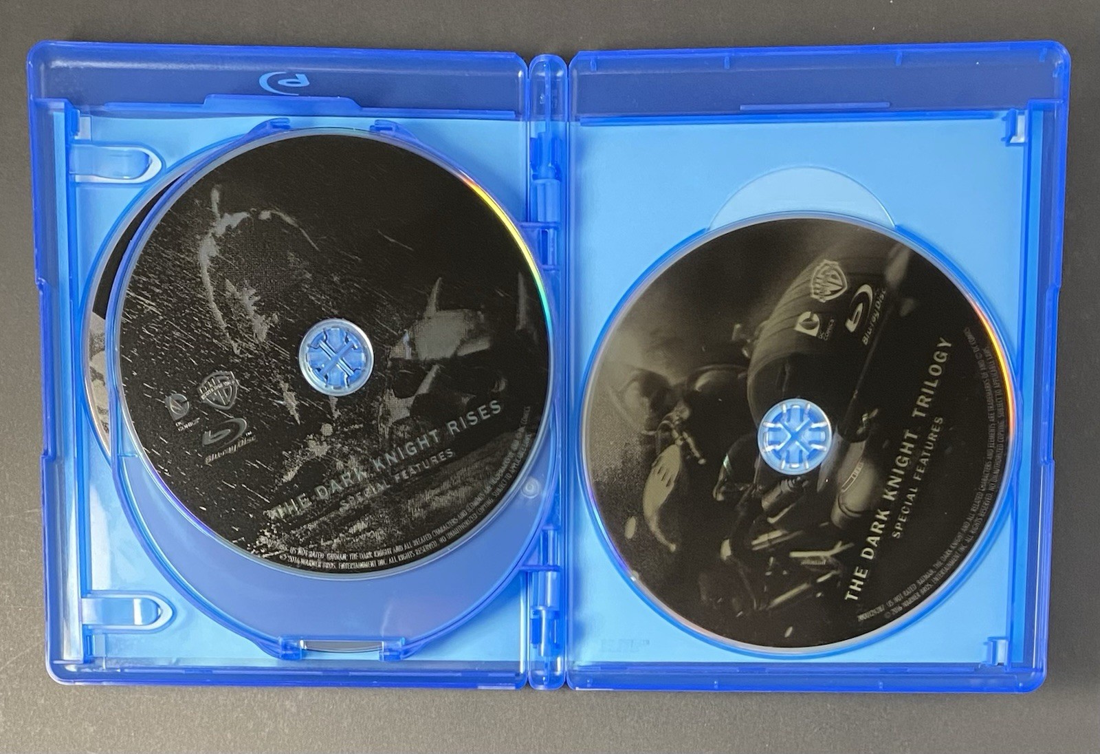The Dark Knight Trilogy Special Edition Blu-ray w/ Cards & Inserts – Complete