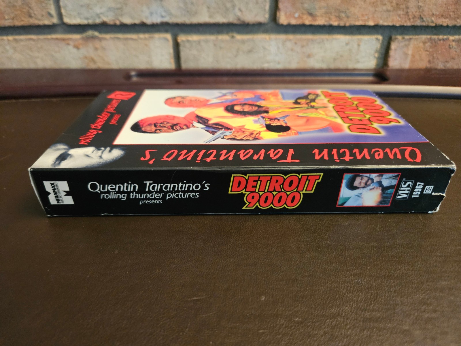 Detroit 9000 – VHS – TESTED! – R – 107 minutes – Rolling Thunder release