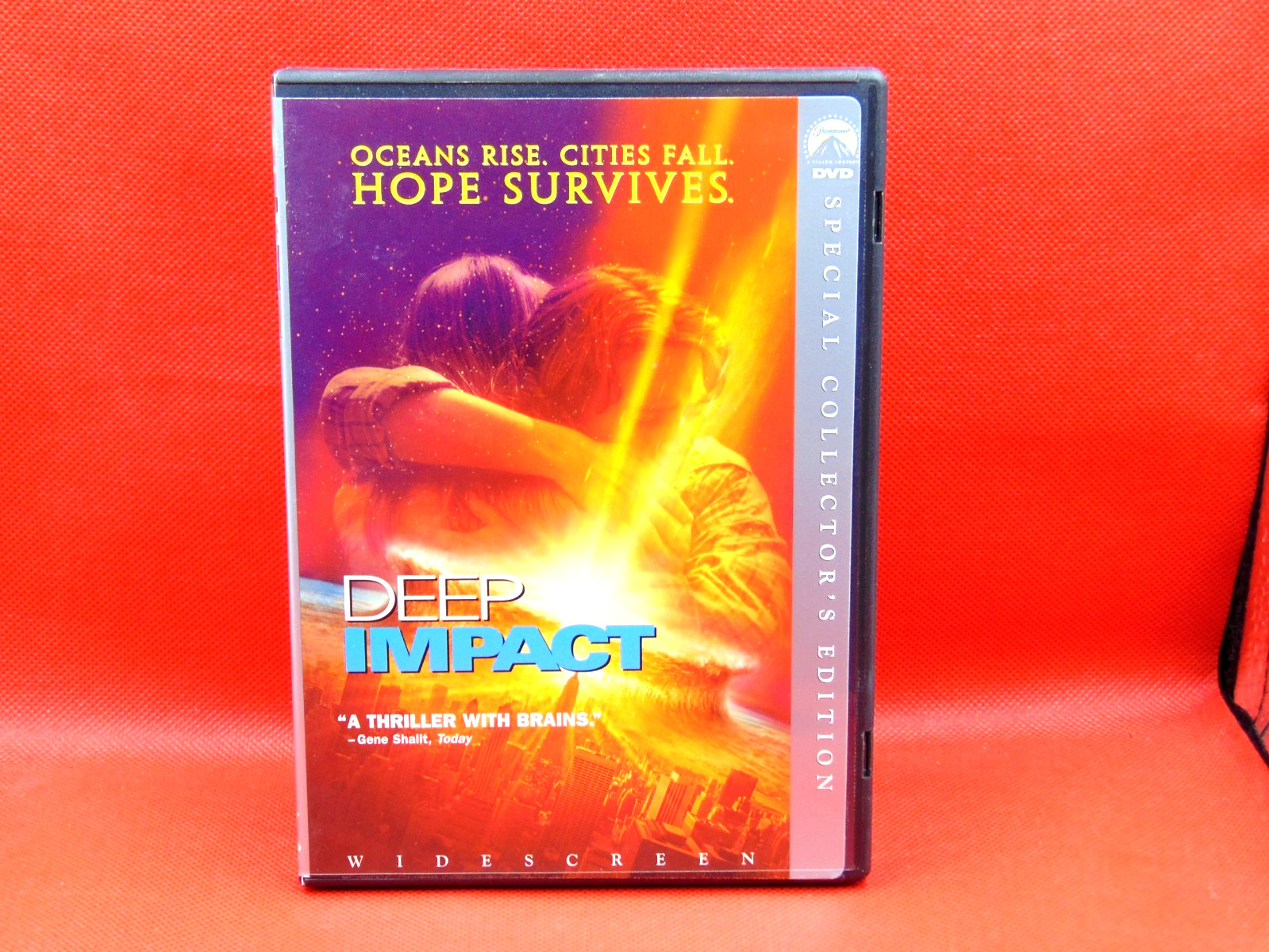 Deep Impact (Special Collector’s Edition) – DVD – VERY GOOD-FAST SHIPPING!!!