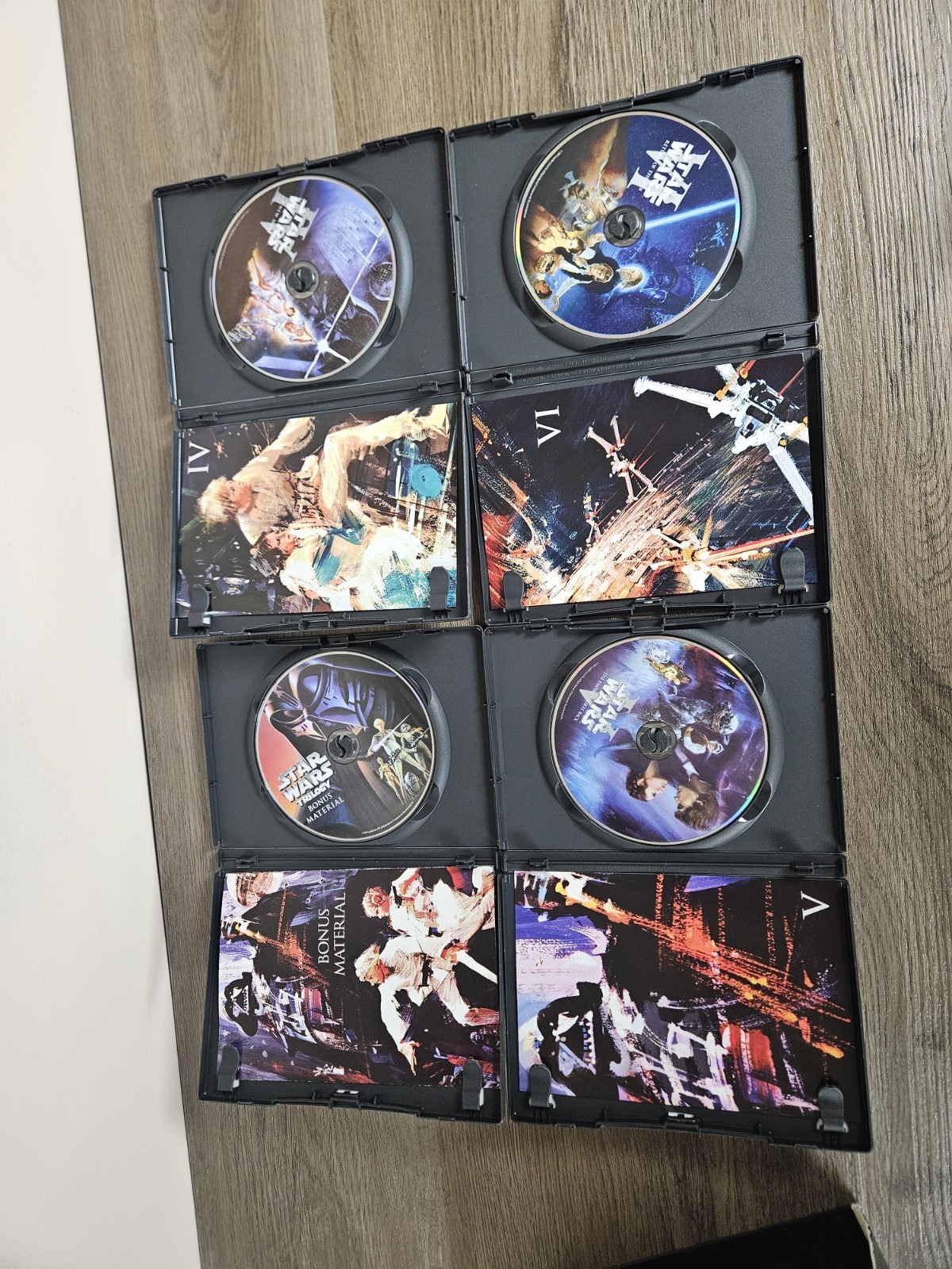 Star Wars Trilogy 4-disc Box Set 4-6 DVD IV V VI 4 5 6 and bonus material