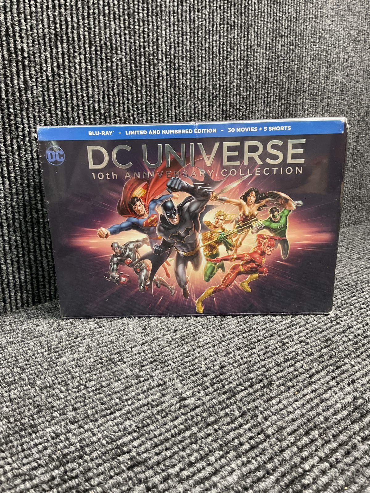 DC UNIVERSE 10th Anniversary Collection Limited Edn Blu-ray SEALED