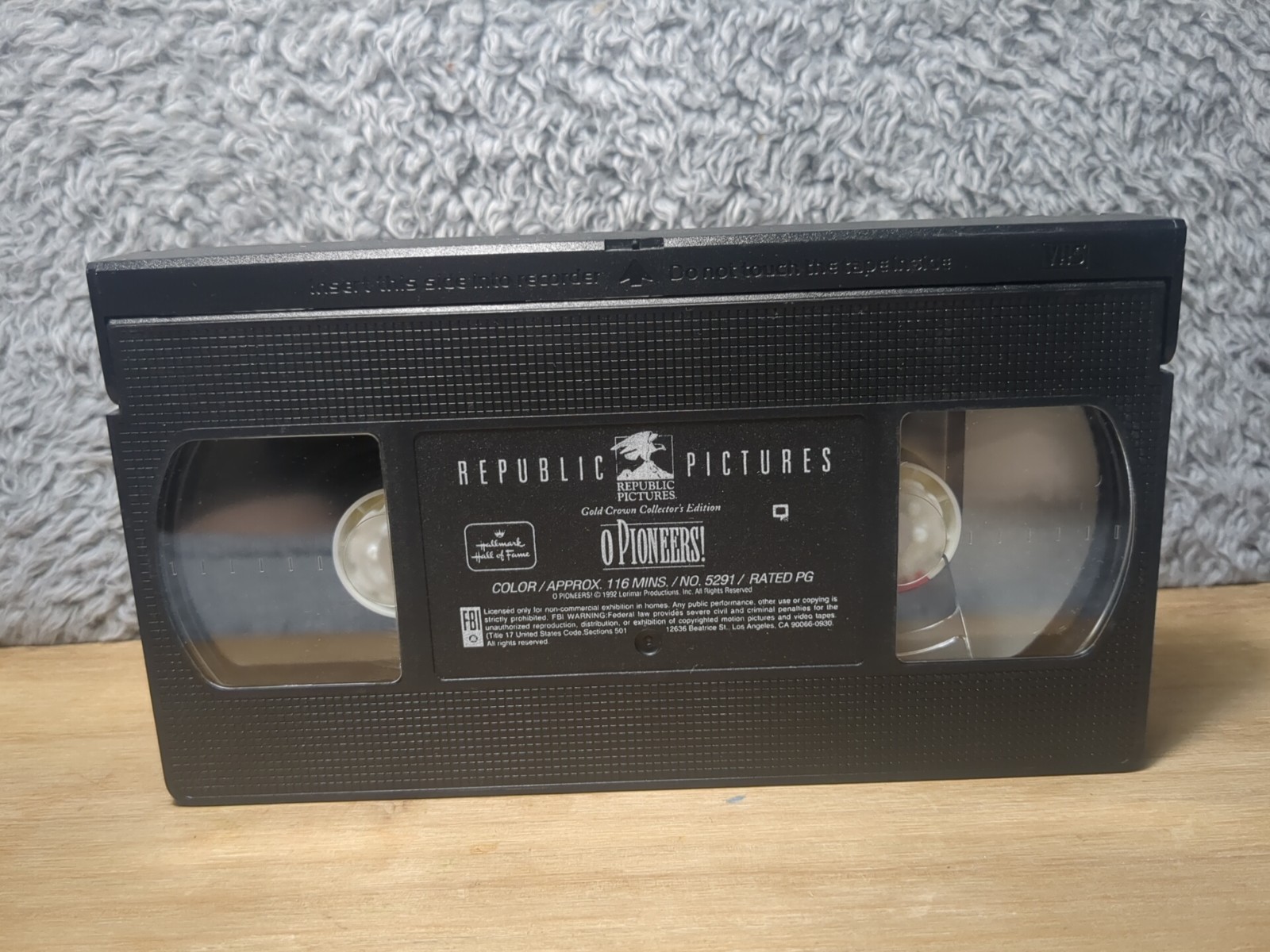 O Pioneers! Gold Crown Collector’s Edition VHS Tape 1992 Hallmark