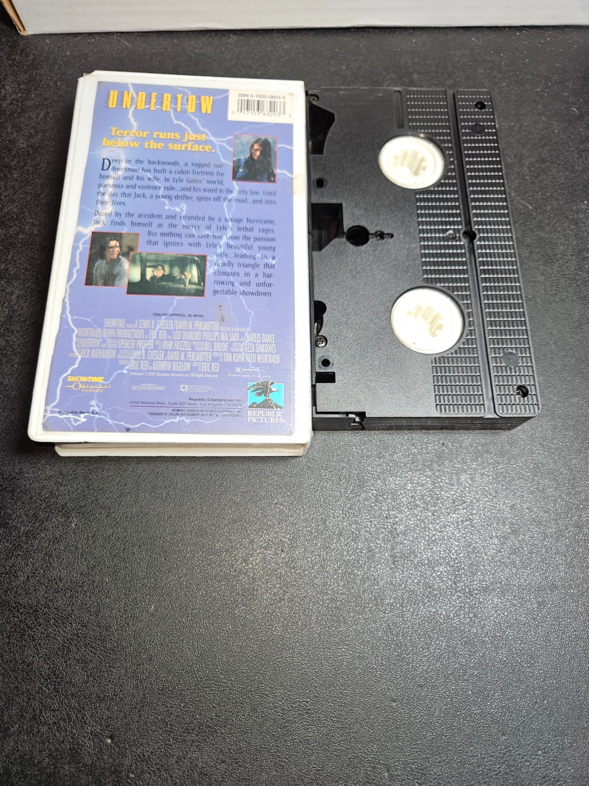 Undertow (VHS, 1996) Lou Diamond Phillips Rare Cult Redneck Action Thriller HTF