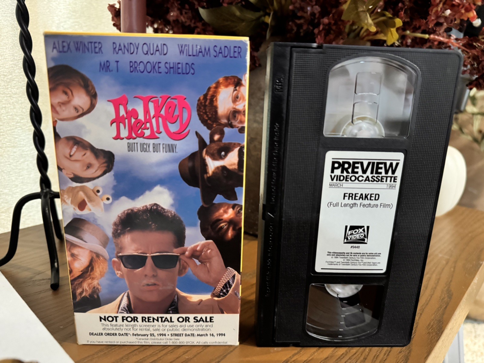 Freaked VHS (1993) Keanu Reeves Alex Winter Randy Quaid OOP COMEDY CULT Screener