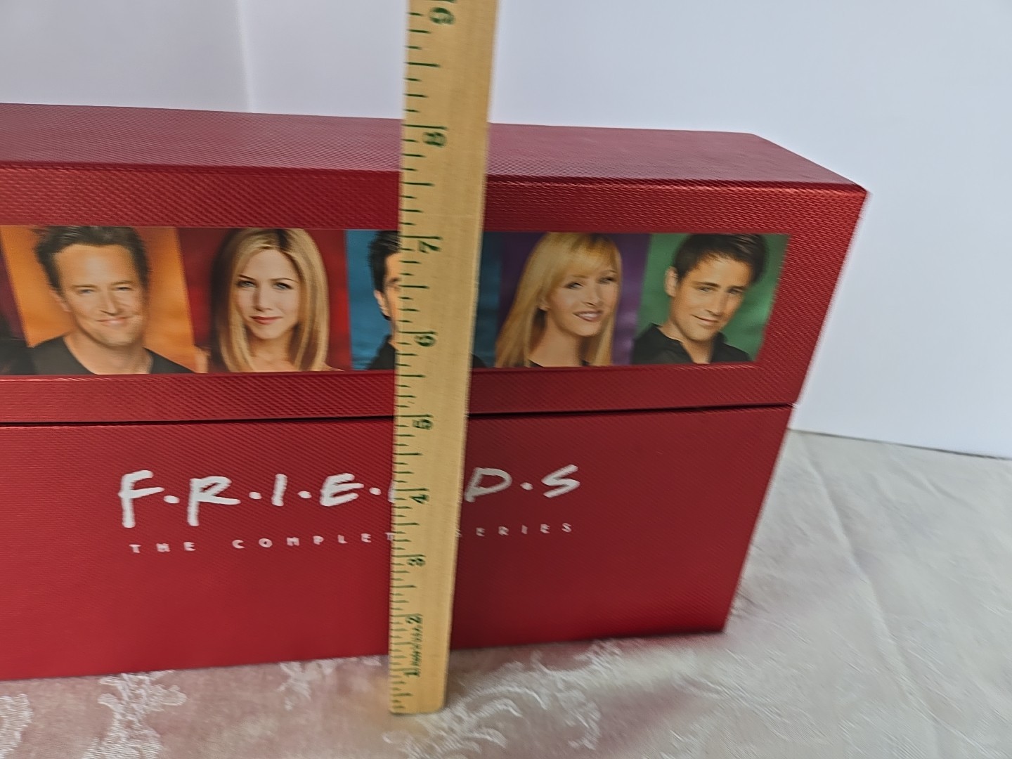 Friends The Complete Series Boxed Set DVD 2006 40 Disc Set Book Included Gift