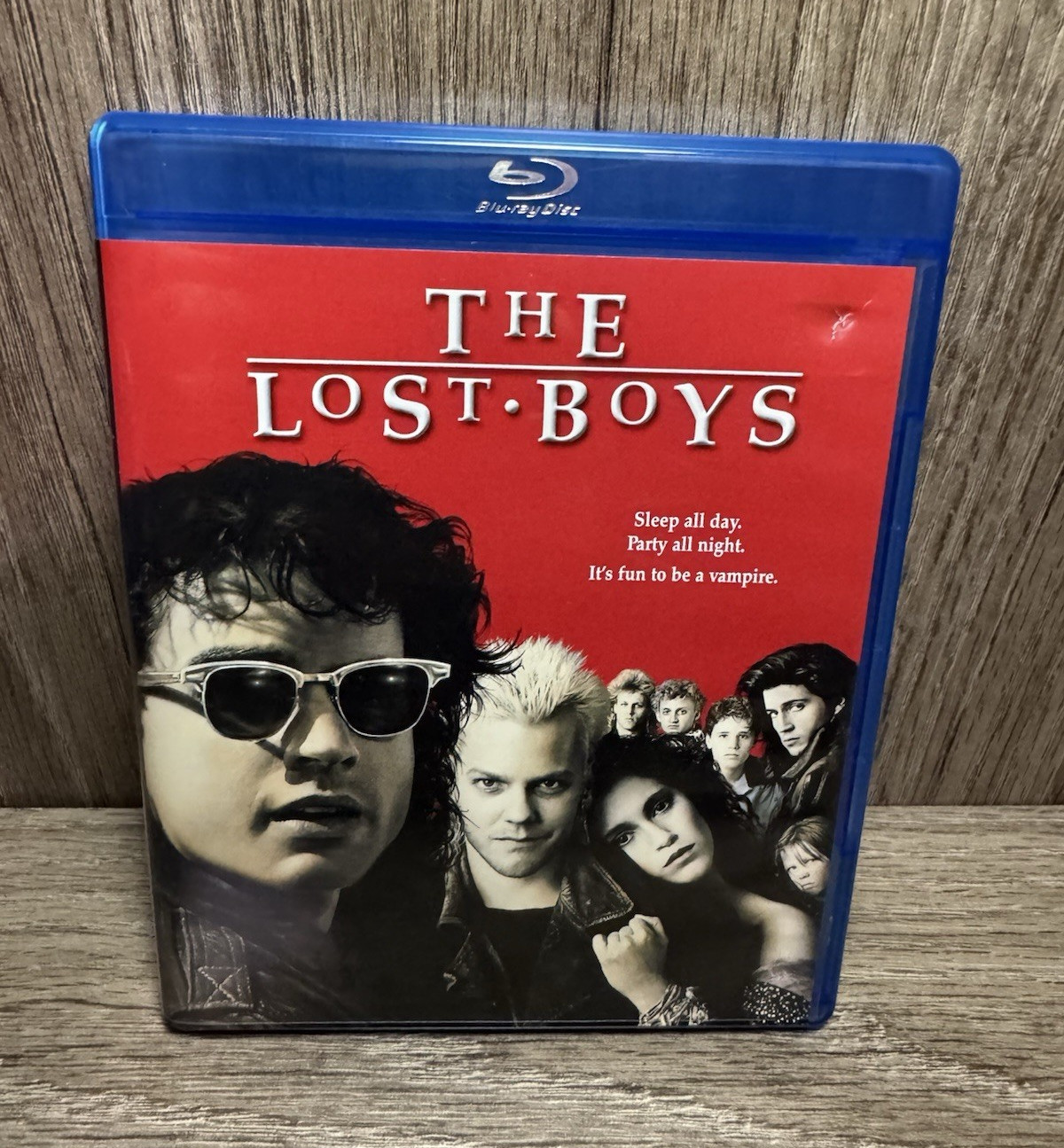 Warner Home Video The Lost Boys Blu-ray Widescreen + Scenes/Commentary R 97m
