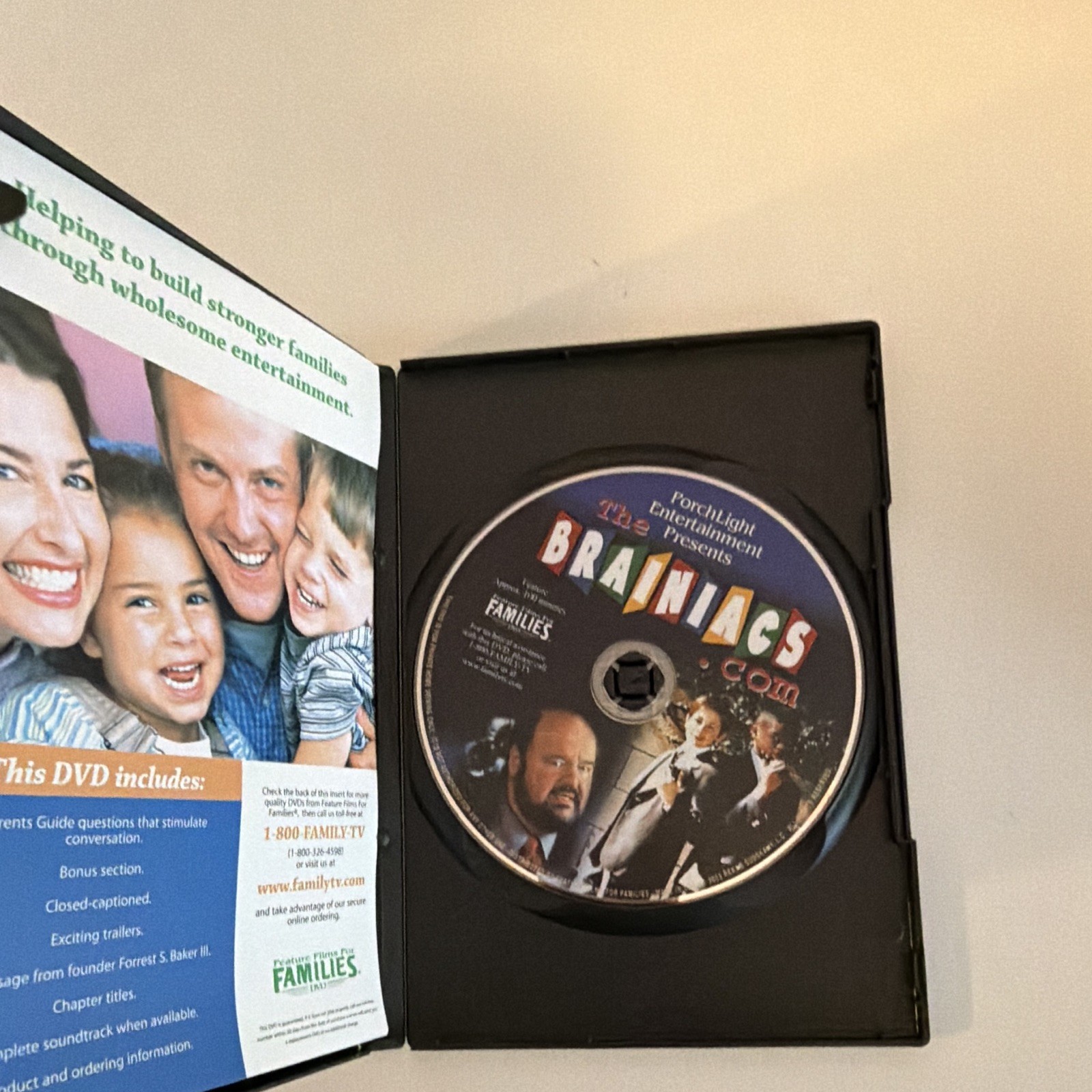 PorchLight Entertainment Brainiacs DVD Michael Angarano Family NR CC