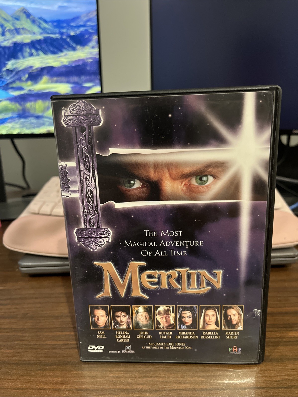 Merlin (DVD, 2004) Sam Neill Helena Bonham Carter Rutger Hauer
