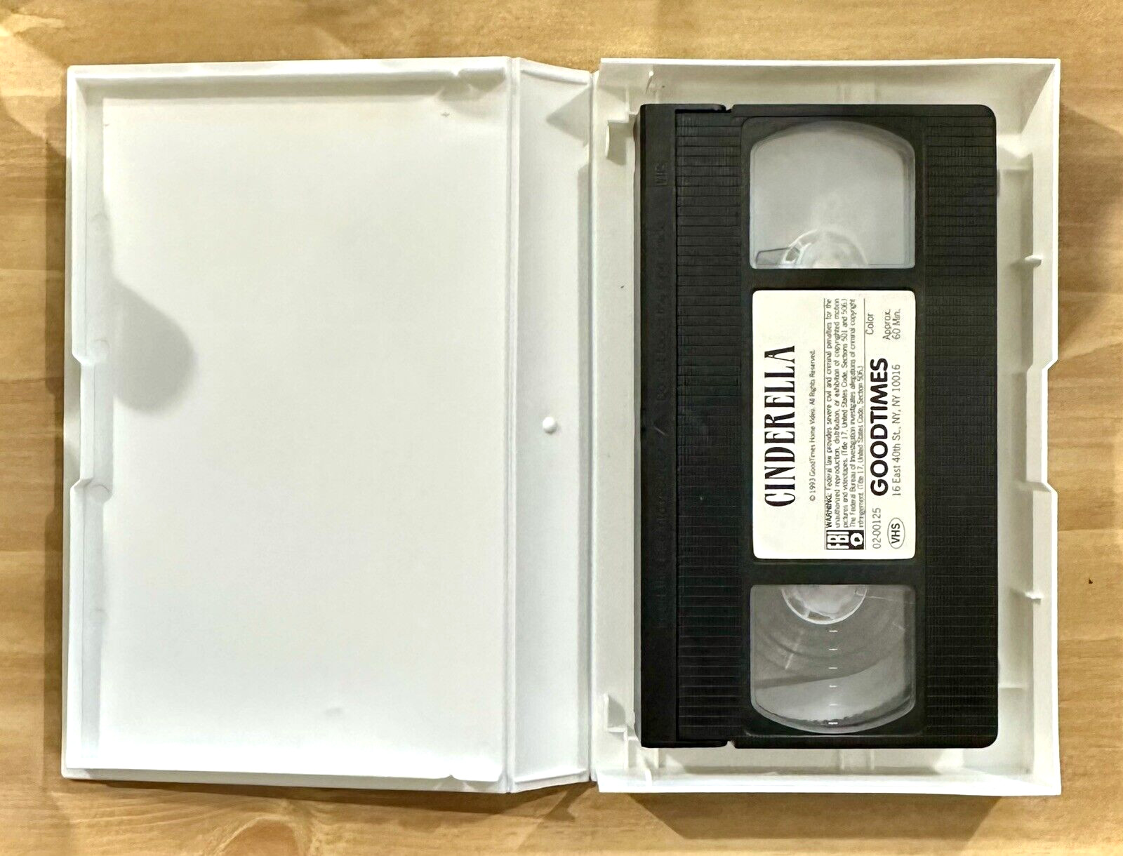 VHS ~ Cinderella & Friends ~ Color ~ FS ~ NR ~ 60+- Mins. ~ 1993 ~ !L🟡🟡K!