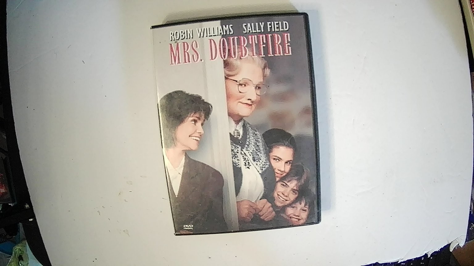 Mrs. Doubtfire DVD 1993 Robin Williams, Sally Field, Chris Columbus Director’s