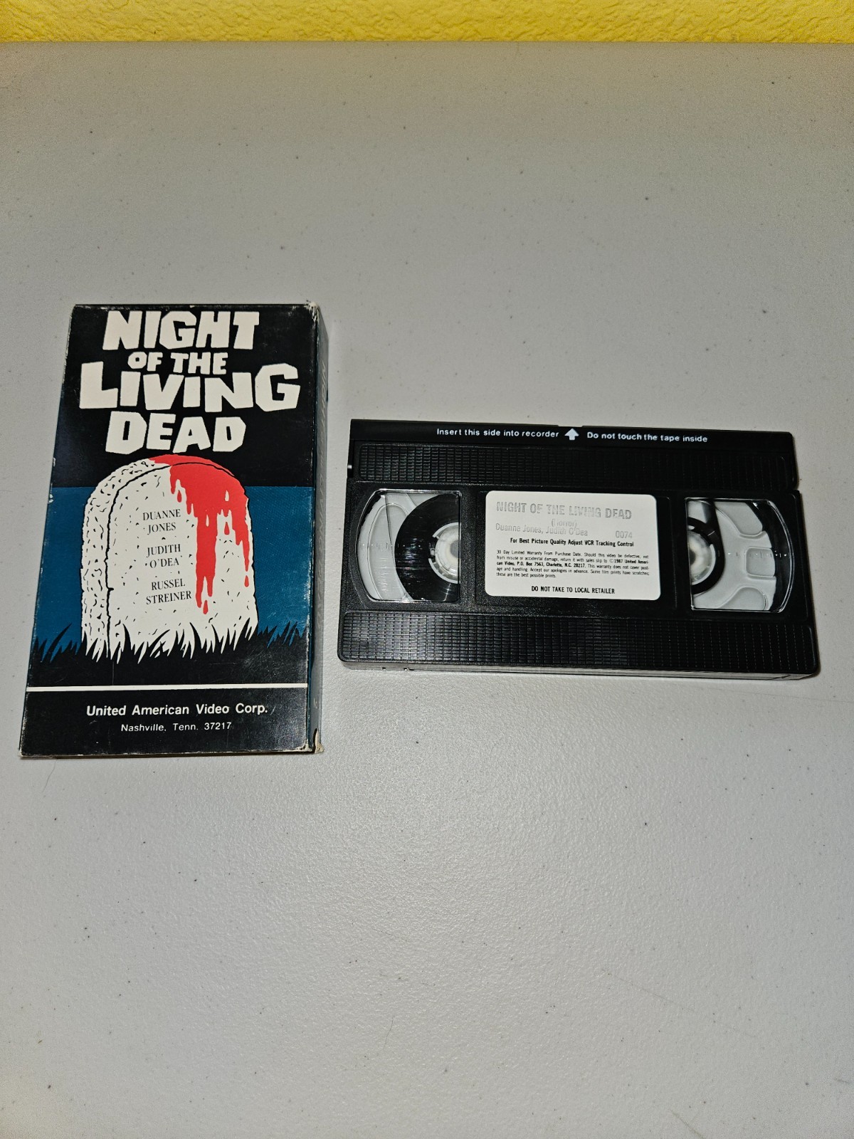 Vintage Night of the Living Dead B&W VHS – 1987