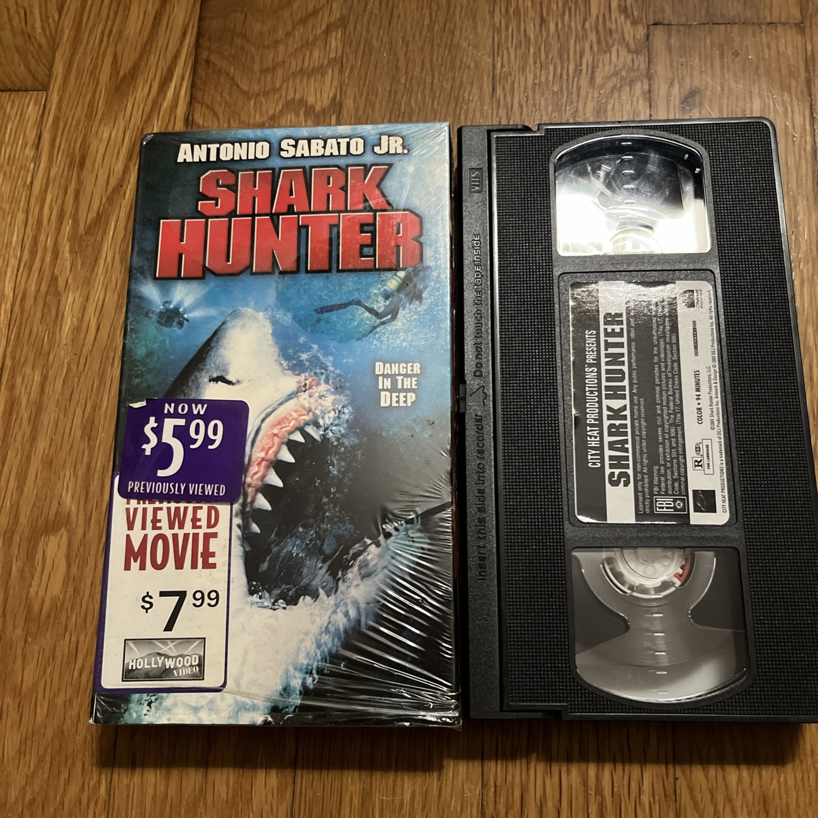 Shark Hunter (VHS, 2002) Antonio Sabato Jr., Christian Toulali,, Heather Marsden