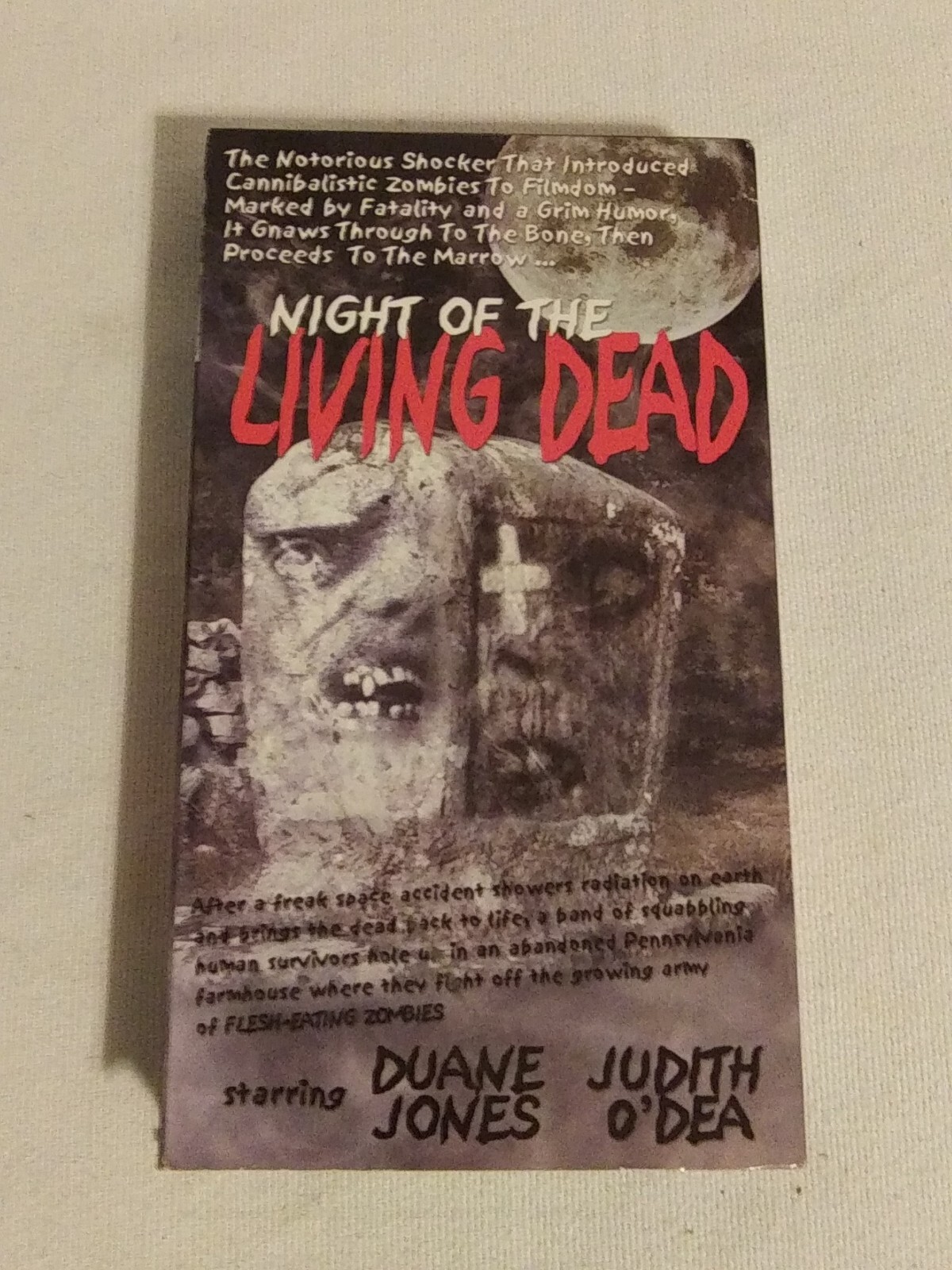 1968 Night of the Living Dead (VHS, 1999,Duane Jones) Platinum Disc Corp. HORROR