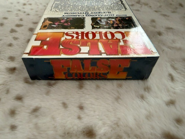 FALSE COLORS VHS HOPALONG CASSIDY WILLIAM BOYD ROBERT MITCHUM
