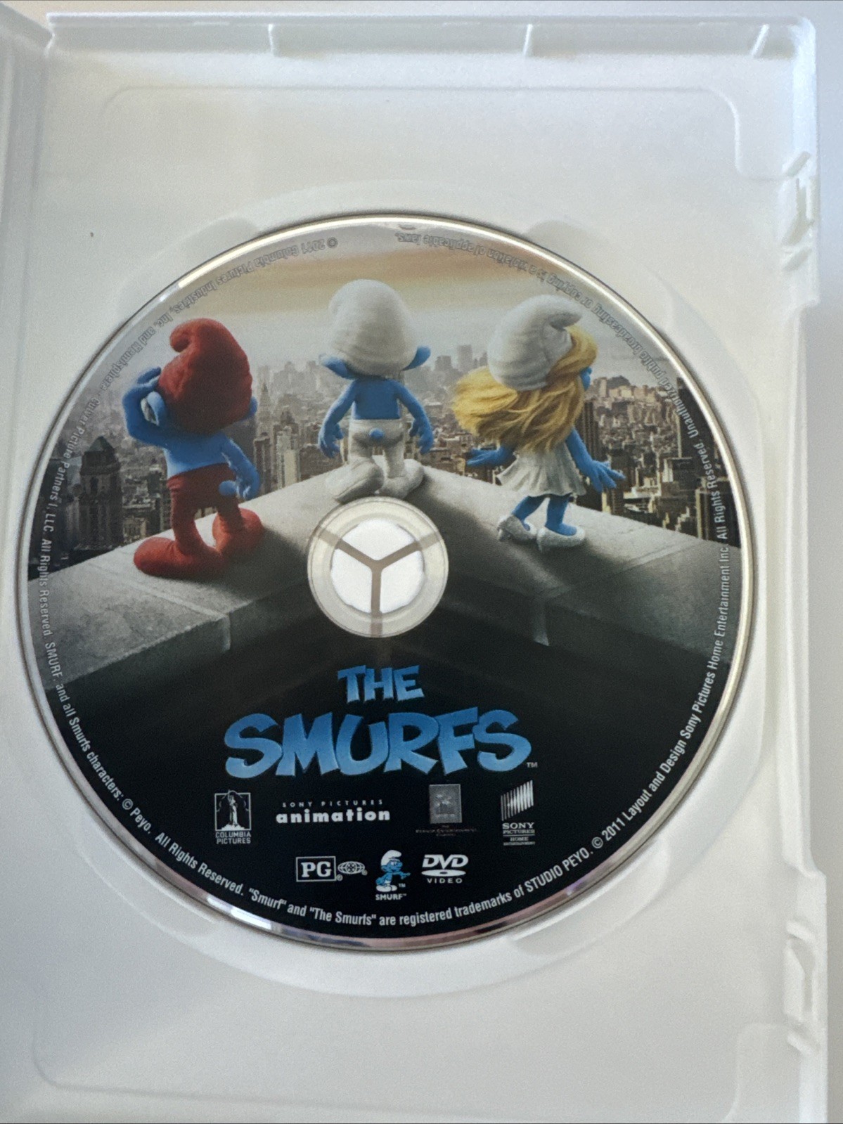 Smurfs, Ghostbusters, The Secret Life Of pets, Ironman, ET, Open Season 1&2 DVDS
