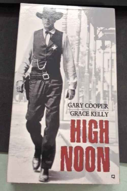 High Noon Staring Gary Cooper & Grace Kelly VHS B&W Not rated 85 mins