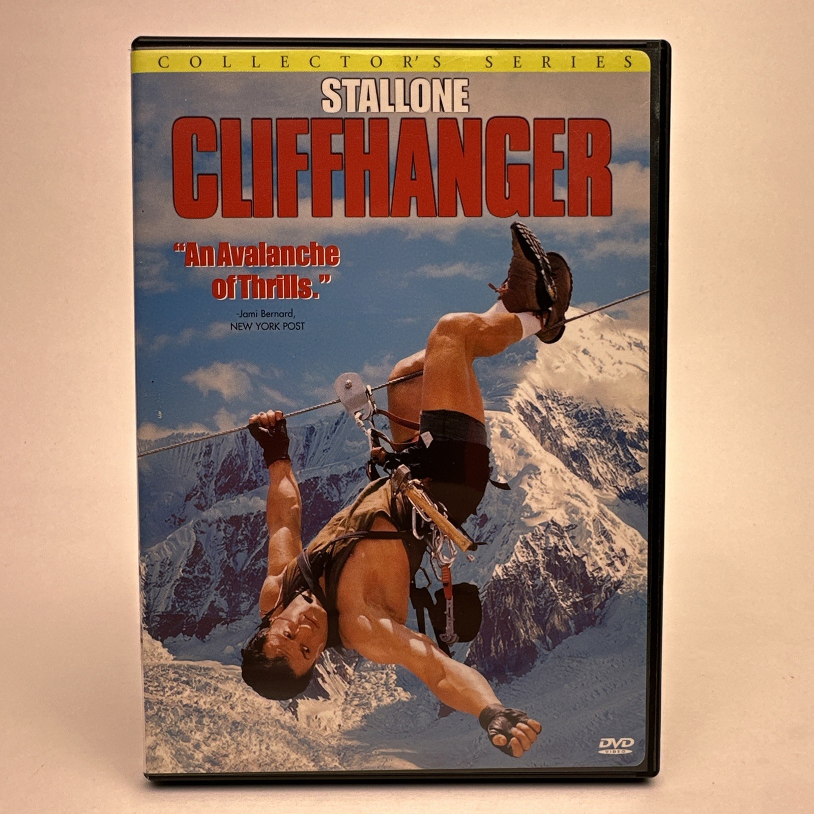 Cliffhanger (DVD, 1993) *English, Spanish, Portuguese & Cantonese Subtitles*