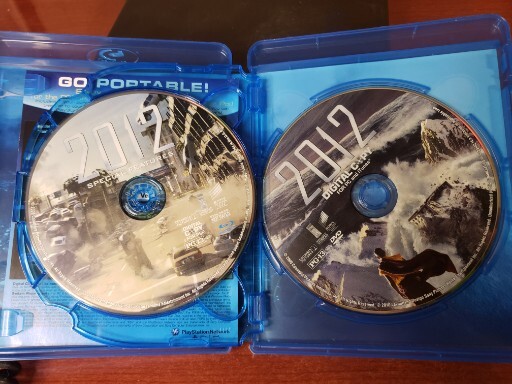 2012 w/ Slipcover (Blu-ray Disc, 2010, 3 Disc Target Exclusive Bonus Disc (READ)