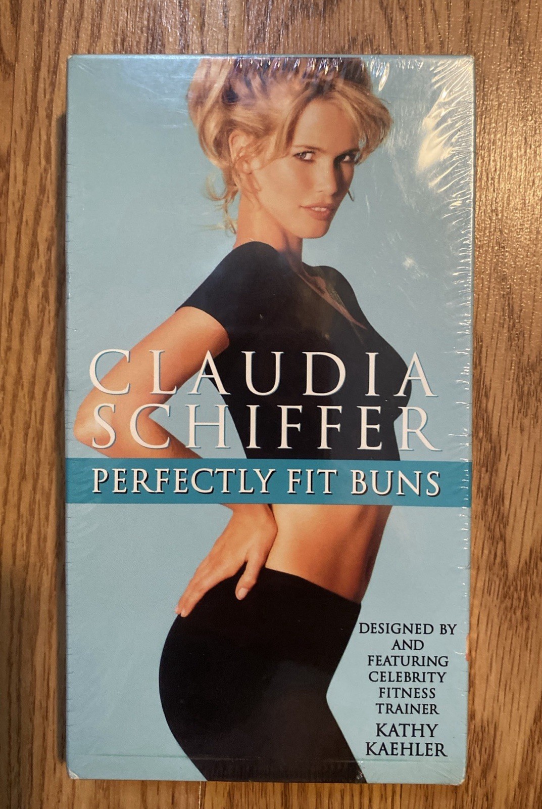 Claudia Schiffer “Perfectly Fit Buns” 1995 VHS Tape 40 Min Run Time NEW Sealed