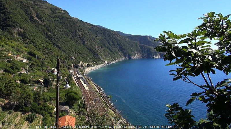 CINQUE TERRE VILLAGES ITALY TREADMILL WALK SCENERY DVD – VIDEO EXERCISE WALKING