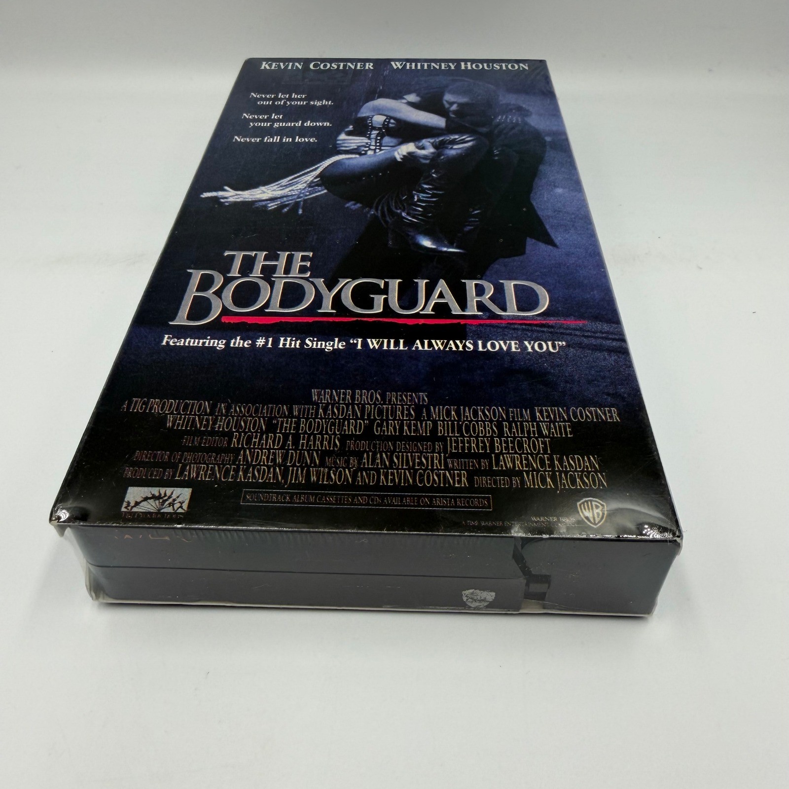 The Bodyguard VHS 1993 Warner Home Video Kevin Costner Whitney Houston Sealed