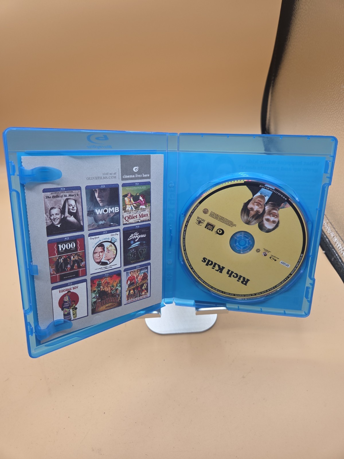 RICH KIDS 1979 Blu-Ray Disc Robert Altman John Lithgow Olympia Dukakis olive