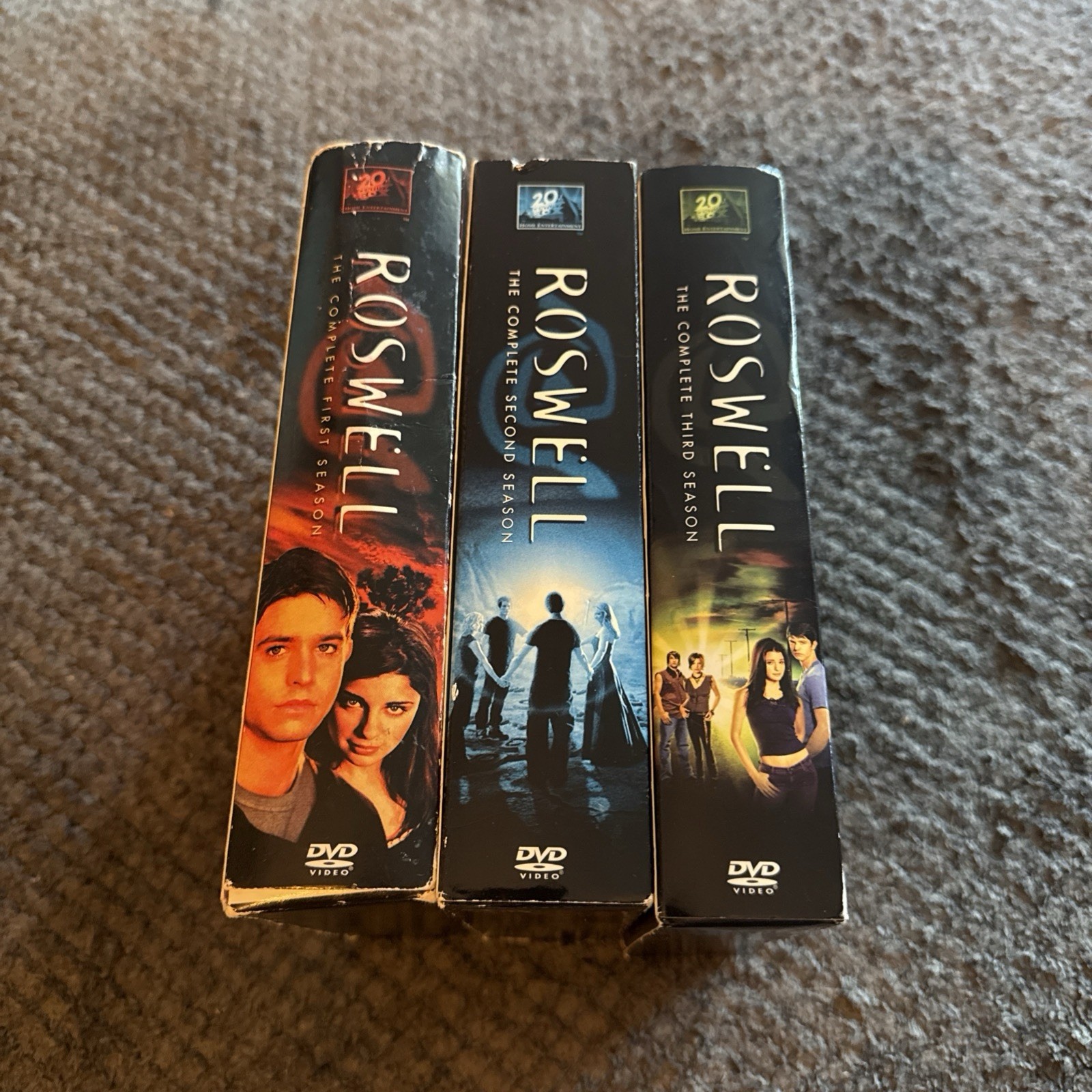 ROSWELL Complete Series DVD Lot Seasons 1-3 Sci-Fi Television TV Set