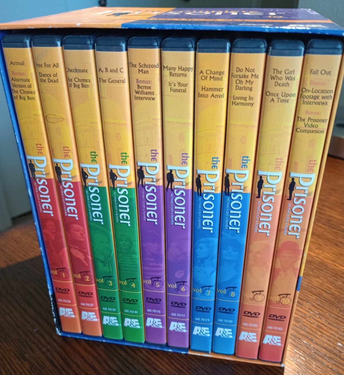 The Complete Prisoner DVD Mega Set A&E Sci Fi TV Series 10 Disc Patrick McGoohan