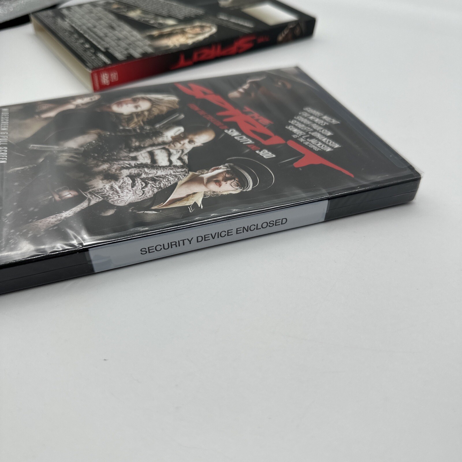 The Spirit DVD NEW Slipcover Scarlett Johansson, Samuel L Jackson.